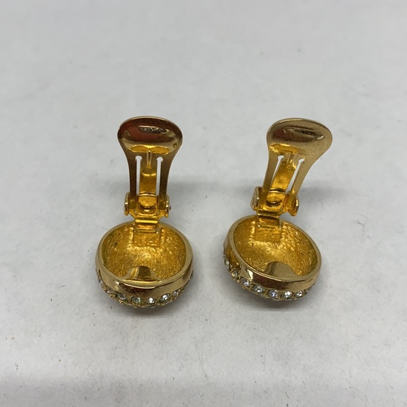 Vintage Dior oval pearl and crystal earrings - Picture 5 of 10